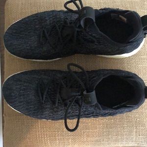 Men’s Lebron  lows